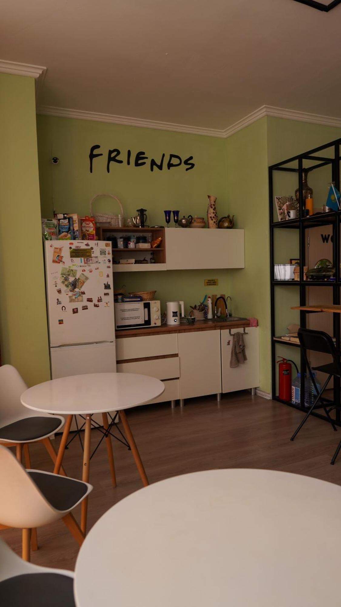 Friends Hostel Akmola Esterno foto